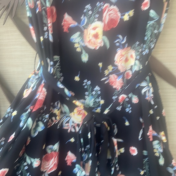 New Torrid Black Floral Summer Dress w/ POCKETS❣️ - Picture 3 of 16